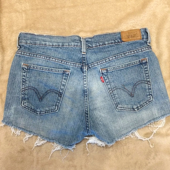 Levi's Pants - Vintage Levi's jean shorts size 6